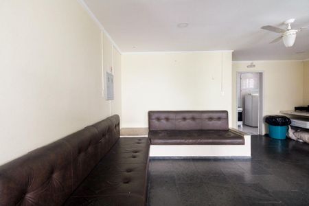 Apartamento à venda com 81m², 3 quartos e 2 vagas Apartamento à venda com 81m², 3 quartos e 2 vagasÁrea de Serviço