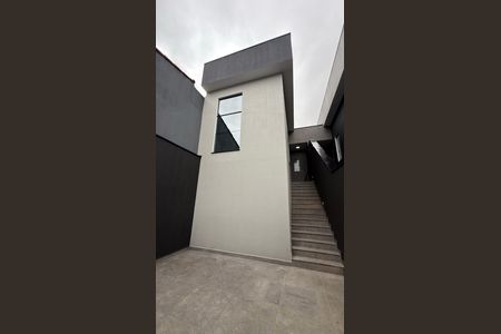 Casa à venda com 88m², 2 quartos e 2 vagasÁrea externa