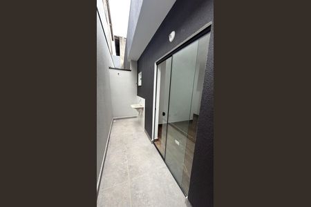Casa à venda com 88m², 2 quartos e 2 vagasÁrea externa