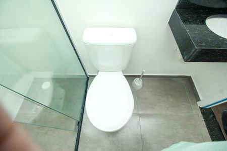 Apartamento para alugar com 61m², 2 quartos e 1 vaga Apartamento para alugar com 61m², 2 quartos e 1 vagaBanheiro da Suíte