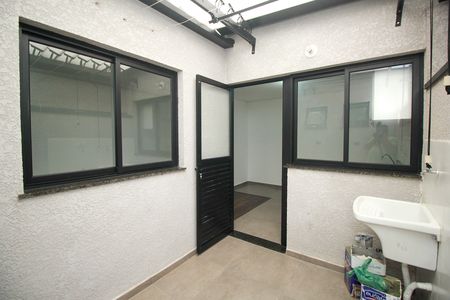 Apartamento para alugar com 61m², 2 quartos e 1 vaga Apartamento para alugar com 61m², 2 quartos e 1 vagaÁrea de Serviço
