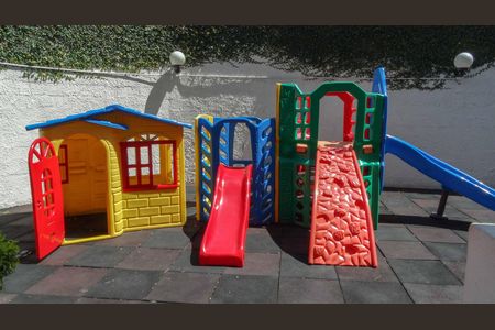 Apartamento para alugar com 55m², 2 quartos e 1 vagaÁrea comum - Playground