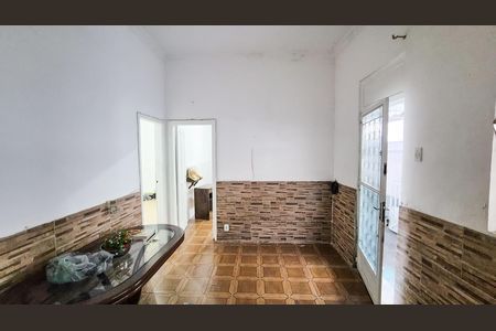 Casa para alugar com 35m², 2 quartos e sem vaga Casa para alugar com 35m², 2 quartos e sem vagaSala