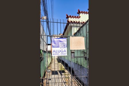 Casa para alugar com 35m², 2 quartos e sem vaga Casa para alugar com 35m², 2 quartos e sem vagaPlaquinha