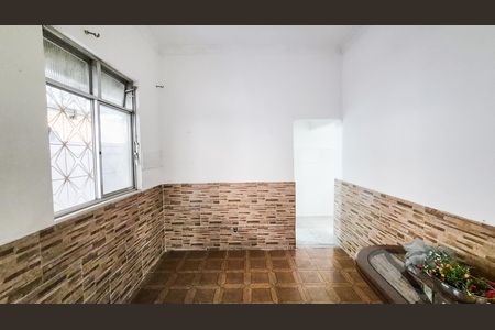 Casa para alugar com 35m², 2 quartos e sem vaga Casa para alugar com 35m², 2 quartos e sem vagaSala