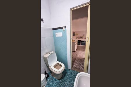 Casa para alugar com 35m², 2 quartos e sem vaga Casa para alugar com 35m², 2 quartos e sem vagaBanheiro
