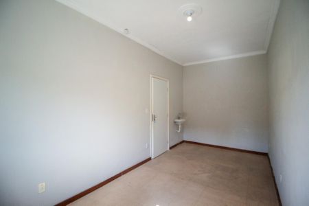 Casa para alugar com 221m², 4 quartos e 2 vagas Casa para alugar com 221m², 4 quartos e 2 vagasQuarto 2