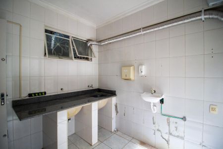 Casa para alugar com 221m², 4 quartos e 2 vagas Casa para alugar com 221m², 4 quartos e 2 vagasÁrea de Serviço