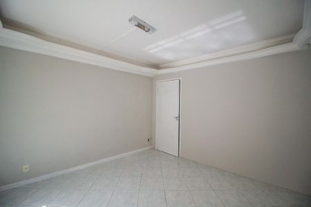 Casa para alugar com 221m², 4 quartos e 2 vagas Casa para alugar com 221m², 4 quartos e 2 vagasEscritório