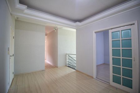 Sala de casa para alugar com 4 quartos, 221m² em Vila Trujillo, Sorocaba
