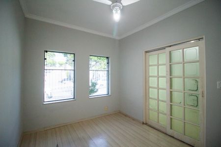 Casa para alugar com 221m², 4 quartos e 2 vagas Casa para alugar com 221m², 4 quartos e 2 vagasQuarto 3