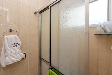Apartamento à venda com 192m², 2 quartos e 3 vagas Apartamento à venda com 192m², 2 quartos e 3 vagasBanheiro de Serviço