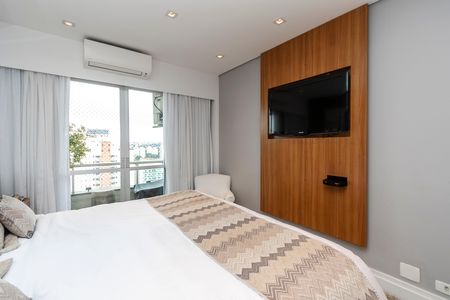 Apartamento à venda com 192m², 2 quartos e 3 vagas Apartamento à venda com 192m², 2 quartos e 3 vagasSuíte