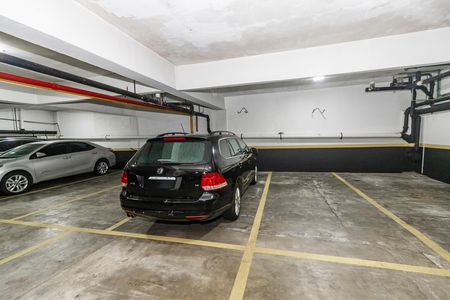 Apartamento à venda com 192m², 2 quartos e 3 vagas Apartamento à venda com 192m², 2 quartos e 3 vagasGaragem