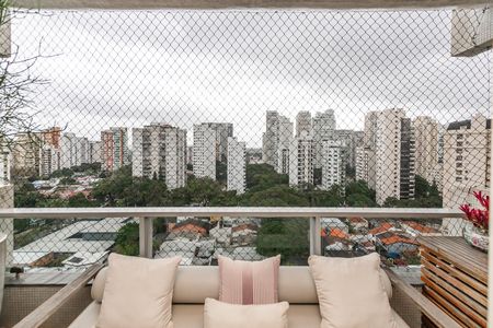 Apartamento à venda com 192m², 2 quartos e 3 vagas Apartamento à venda com 192m², 2 quartos e 3 vagasVaranda da Sala
