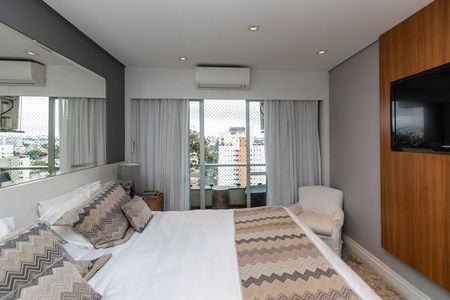 Apartamento à venda com 192m², 2 quartos e 3 vagas Apartamento à venda com 192m², 2 quartos e 3 vagasSuíte