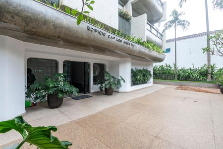 Apartamento à venda com 192m², 2 quartos e 3 vagas Apartamento à venda com 192m², 2 quartos e 3 vagasEntrada