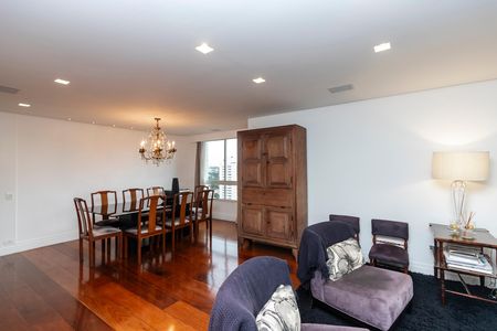 Apartamento à venda com 192m², 2 quartos e 3 vagas Apartamento à venda com 192m², 2 quartos e 3 vagasSala