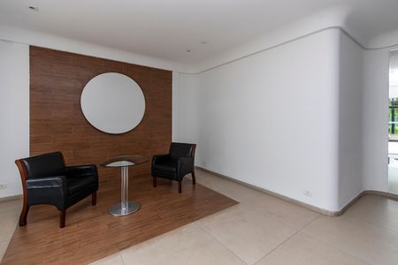 Apartamento à venda com 192m², 2 quartos e 3 vagas Apartamento à venda com 192m², 2 quartos e 3 vagasHall de Entrada