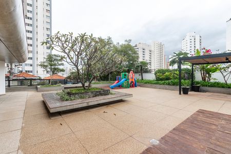 Apartamento à venda com 192m², 2 quartos e 3 vagas Apartamento à venda com 192m², 2 quartos e 3 vagasÁrea Comum