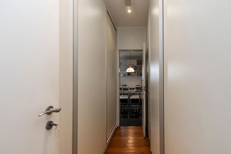 Apartamento à venda com 192m², 2 quartos e 3 vagas Apartamento à venda com 192m², 2 quartos e 3 vagasSuíte