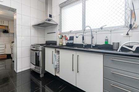 Apartamento à venda com 192m², 2 quartos e 3 vagas Apartamento à venda com 192m², 2 quartos e 3 vagasCozinha