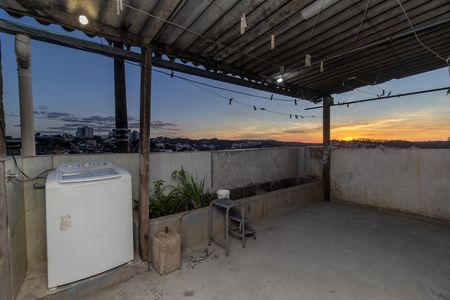 Casa à venda com 88m², 2 quartos e sem vagaÁrea de Serviço