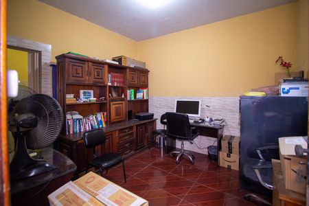 Casa para alugar com 84m², 3 quartos e 4 vagas Casa para alugar com 84m², 3 quartos e 4 vagasSuíte