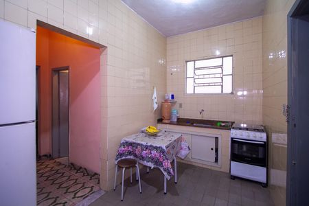 Casa para alugar com 84m², 3 quartos e 4 vagas Casa para alugar com 84m², 3 quartos e 4 vagasCozinha