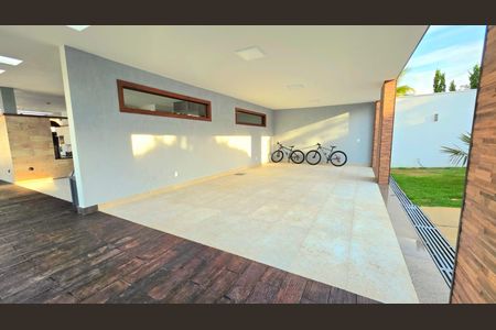Casa de Condomínio à venda com 3 quartos, 586m² em Anel, Lagoa Santa