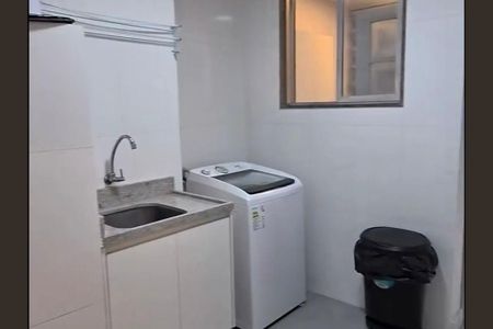 Apartamento à venda com 132m², 3 quartos e sem vaga Apartamento à venda com 132m², 3 quartos e sem vagaÁrea de serviço