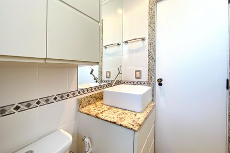 Apartamento à venda com 90m², 2 quartos e 2 vagasBanheiro