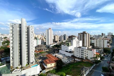 Vista da Sala de apartamento à venda com 2 quartos, 90m² em Grajaú, Belo Horizonte