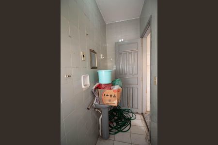 Casa para alugar com 280m², 3 quartos e 3 vagas Casa para alugar com 280m², 3 quartos e 3 vagasBanheiro - Área de Serviço