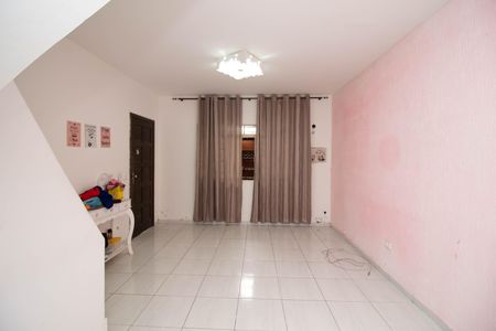 Sala de casa para alugar com 3 quartos, 280m² em Jardim Bebedouro, Guarulhos