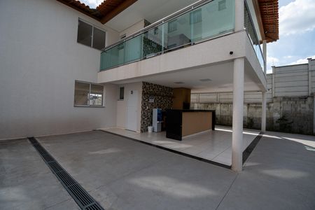 Apartamento para alugar com 45m², 2 quartos e 1 vaga Apartamento para alugar com 45m², 2 quartos e 1 vagaÁrea comum - Churrasqueira