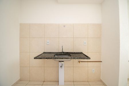 Apartamento para alugar com 45m², 2 quartos e 1 vaga Apartamento para alugar com 45m², 2 quartos e 1 vagaCozinha e Área de Serviço