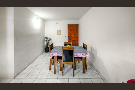 Sala de apartamento para alugar com 2 quartos, 69m² em Jardim São Bernardo, São Paulo