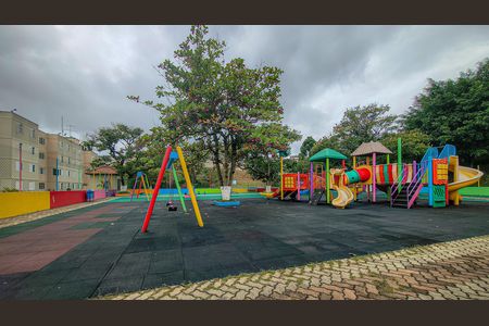 Apartamento para alugar com 69m², 2 quartos e 1 vaga Apartamento para alugar com 69m², 2 quartos e 1 vagaÁrea comum - Playground
