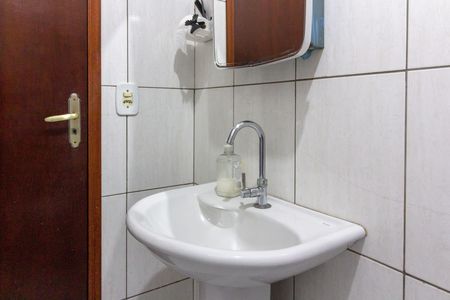 Casa para alugar com 450m², 8 quartos e 5 vagasBanheiro social - Apartamento 2