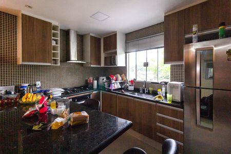 Casa para alugar com 450m², 8 quartos e 5 vagasCozinha - Apartamento 3