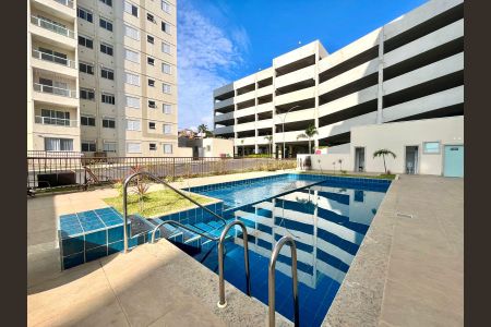 Apartamento à venda com 58m², 2 quartos e 1 vagaÁrea comum - Piscina