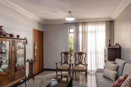 Apartamento à venda com 350m², 4 quartos e 4 vagas Apartamento à venda com 350m², 4 quartos e 4 vagasSala 1