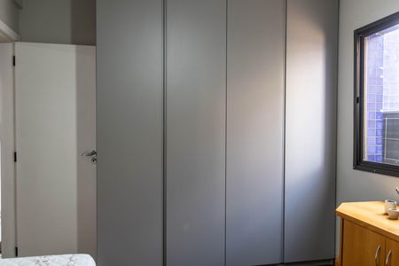 Apartamento à venda com 350m², 4 quartos e 4 vagas Apartamento à venda com 350m², 4 quartos e 4 vagasQuarto 2