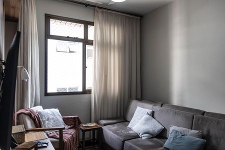 Apartamento à venda com 350m², 4 quartos e 4 vagas Apartamento à venda com 350m², 4 quartos e 4 vagasSala 2