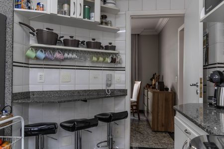 Apartamento à venda com 350m², 4 quartos e 4 vagas Apartamento à venda com 350m², 4 quartos e 4 vagasCozinha
