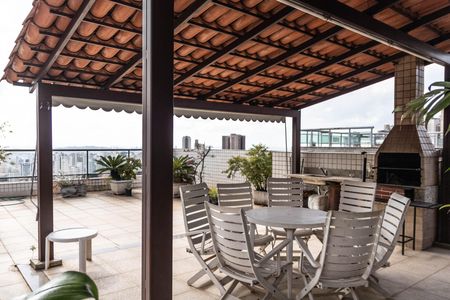 Apartamento à venda com 350m², 4 quartos e 4 vagas Apartamento à venda com 350m², 4 quartos e 4 vagasCobertura
