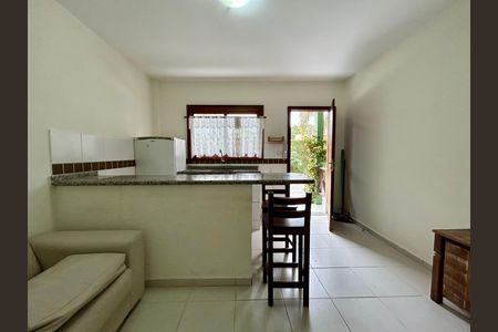 Sala de apartamento para alugar com 2 quartos, 65m² em Lagoa da Conceição, Florianópolis