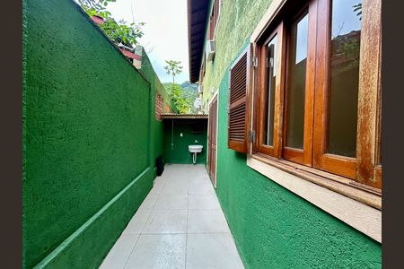 Apartamento para alugar com 65m², 2 quartos e 1 vagaÁrea de Serviço
