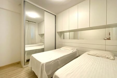 Apartamento para alugar com 114m², 2 quartos e 2 vagas Apartamento para alugar com 114m², 2 quartos e 2 vagasQuarto 2